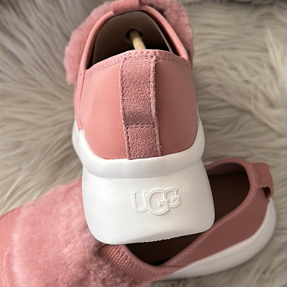 NEW UGG PICO MIXED MEDIA SLIP-ON SNEAKERS - Picture 8 of 9
